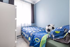 Bedroom- click for photo gallery